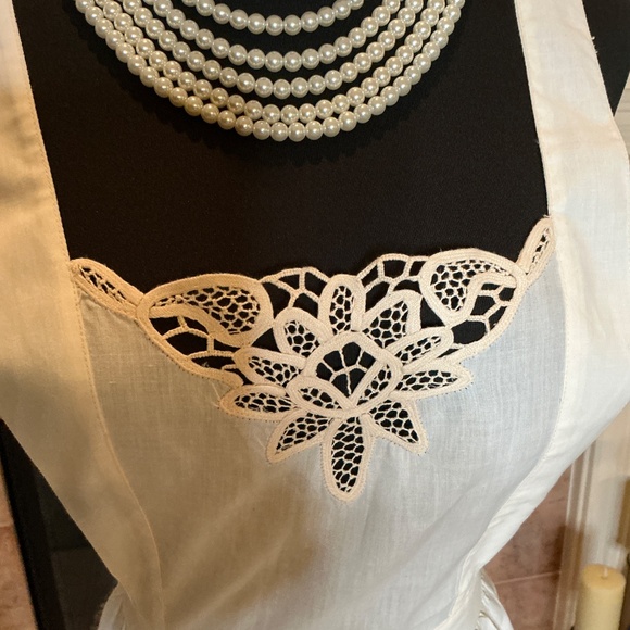 Vintage Boutique Hand Made Full Apron - Picture 4 of 14